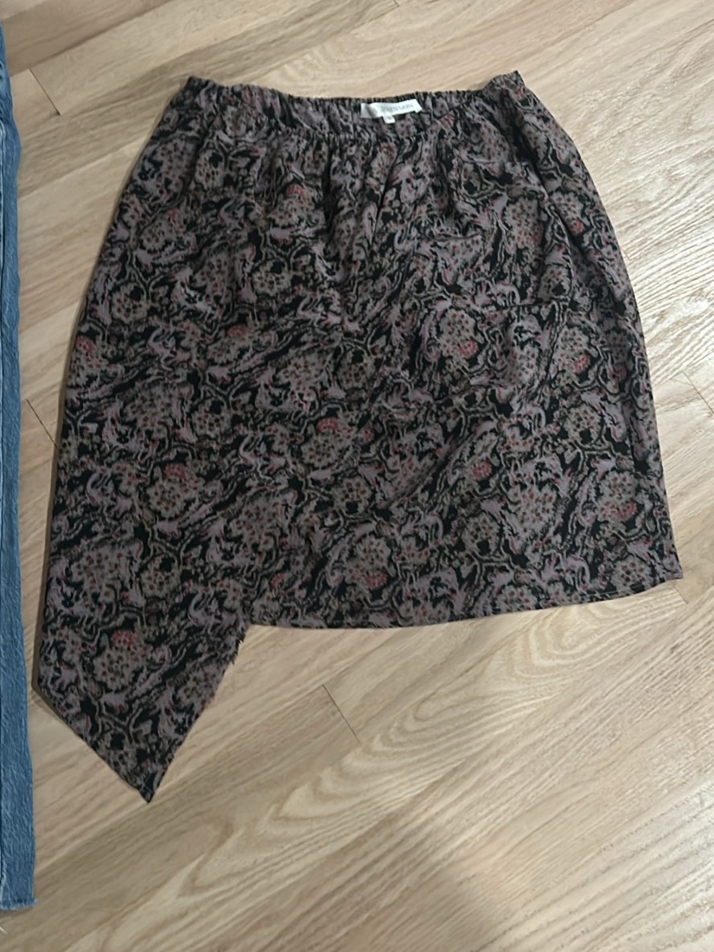 Ulla Johnson Black and Mauve Asymmetrical Printed Skirt size 4